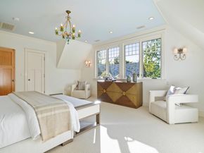 535 Kingsley Avenue, Palo Alto CA 94301