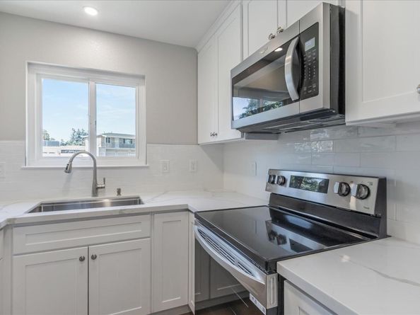 2127 Monroe Street, Santa Clara CA 95050