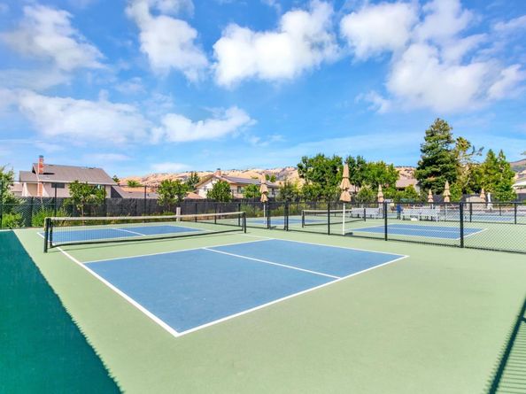 5350 Cribari Dell, San Jose CA 95135