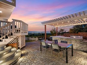 379 Photinia Lane, San Jose CA 95127
