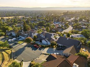 379 Photinia Lane, San Jose CA 95127