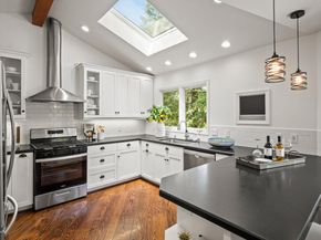 25 Woodhue Court, Redwood City CA 94062