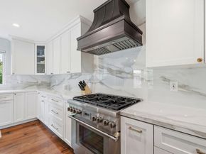 2133 Santa Cruz Avenue, Santa Clara CA 95051
