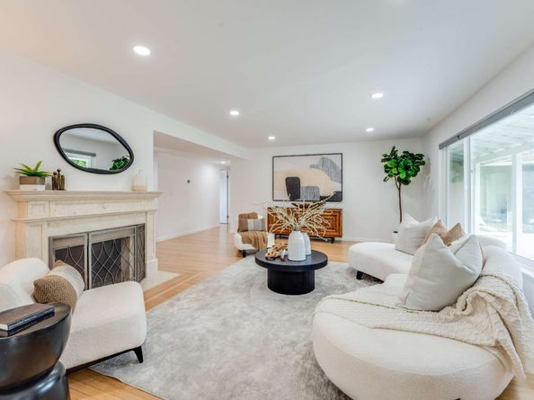 7424 Heatherwood Drive, Cupertino CA 95014