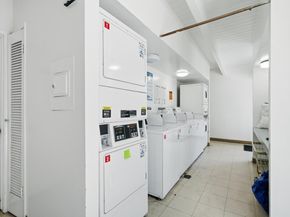 675 Sharon Park 208, Menlo Park CA 94025