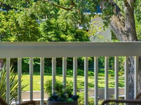 675 Sharon Park 208, Menlo Park CA 94025