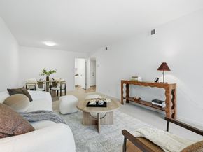 675 Sharon Park 208, Menlo Park CA 94025