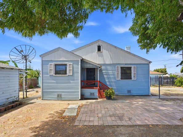 2570 61st Avenue, Oakland CA 94605