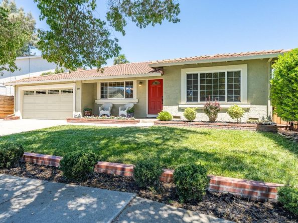 339 Churchill Place, Gilroy CA 95020
