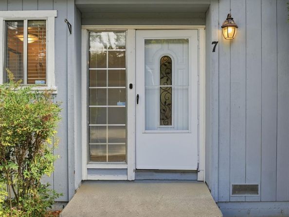 20115 Redwood Road 7, Castro Valley CA 94546
