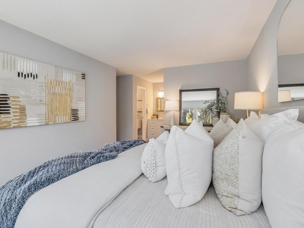 1017 Shell Boulevard 12, Foster City CA 94404