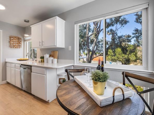 1017 Shell Boulevard 12, Foster City CA 94404