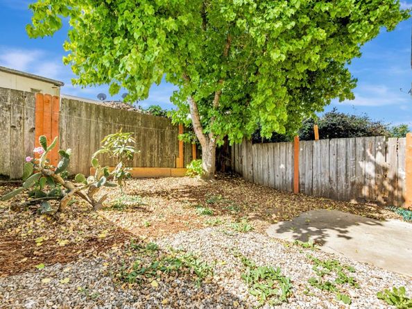476 - 478 Oak Avenue, Half Moon Bay CA 94019