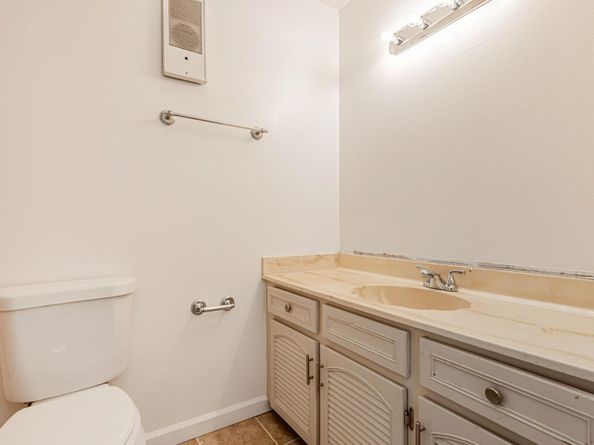 476 - 478 Oak Avenue, Half Moon Bay CA 94019