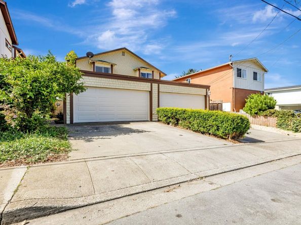 476 - 478 Oak Avenue, Half Moon Bay CA 94019