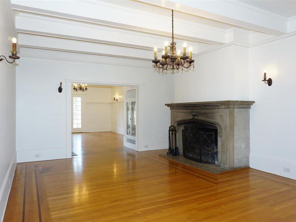 121 E Julian Street, San Jose CA 95112