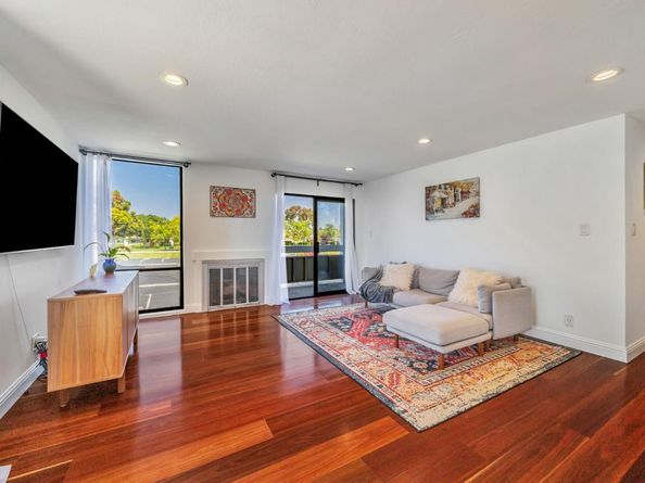 1111 Compass Lane 106, Foster City CA 94404