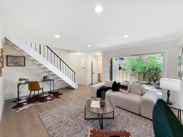 125 Connemara Way 98, Sunnyvale CA 94087