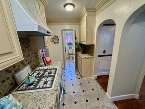 2727 Blenheim Avenue, Redwood City CA 94063