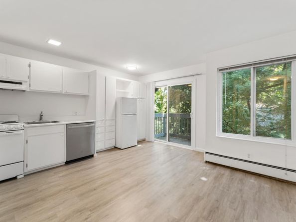 Devonshire, San Carlos CA 94070