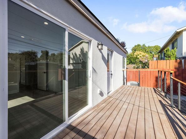 3040 Hoover Street, Redwood City CA 94063