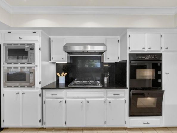 13010 Glen Brae Drive, Saratoga CA 95070