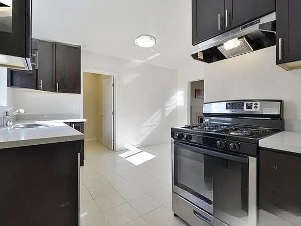 2462 Taylor Avenue, Oakland CA 94605