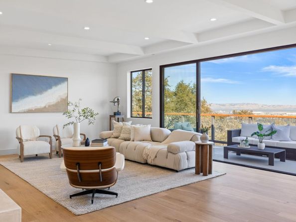 760 Loma Court, Redwood City CA 94062