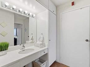 934 Peninsula Avenue 411, San Mateo CA 94401