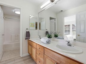 828 Steve Courter Way, Daly City CA 94014