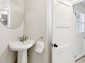 22 De Sabla Road, San Mateo CA 94402