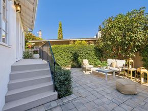 22 De Sabla Road, San Mateo CA 94402