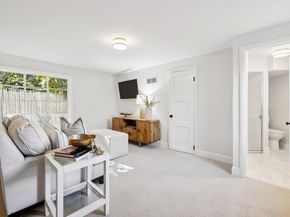 22 De Sabla Road, San Mateo CA 94402
