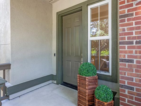 30 Royal Oak Court, Mountain View CA 94040