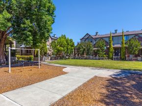 30 Royal Oak Court, Mountain View CA 94040