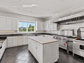 15 Boroughwood Place, Hillsborough CA 94010