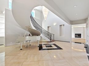15 Boroughwood Place, Hillsborough CA 94010
