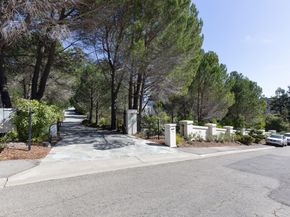 15 Boroughwood Place, Hillsborough CA 94010