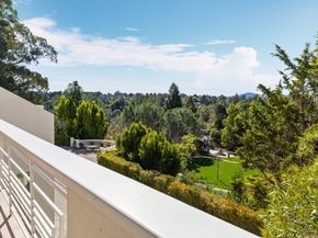 15 Boroughwood Place, Hillsborough CA 94010