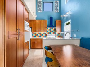 710 Freeman Court, Santa Cruz CA 95062