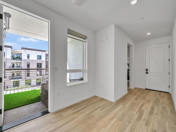 400 Siam Terrace 5, Sunnyvale CA 94089