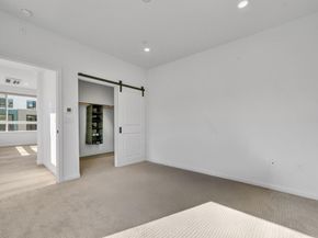 400 Siam Terrace 5, Sunnyvale CA 94089