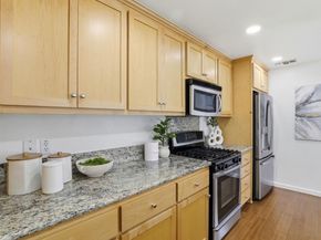 1035 Scotia Terrace 304, Sunnyvale CA 94089
