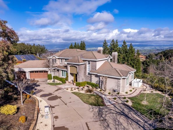 130 Sierra Azule, Los Gatos CA 95032