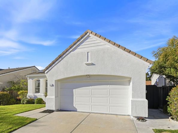 2177 Ceynowa Lane, San Jose CA 95121