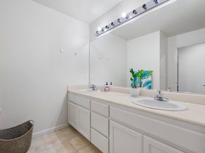 708 Raineer Court, San Leandro CA 94577