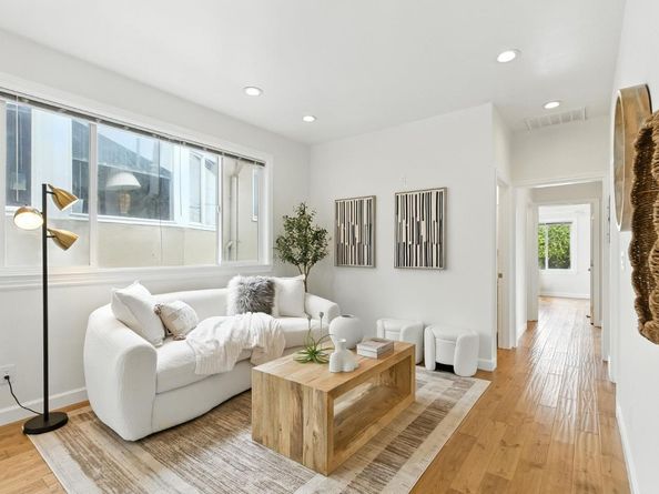 54 Eastwood Dr, San Francisco CA 94112