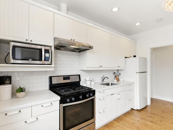 54 Eastwood Dr, San Francisco CA 94112