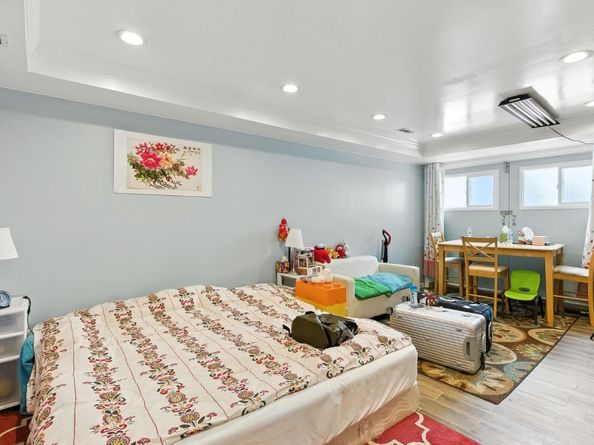 54 Eastwood Dr, San Francisco CA 94112