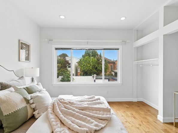 54 Eastwood Dr, San Francisco CA 94112